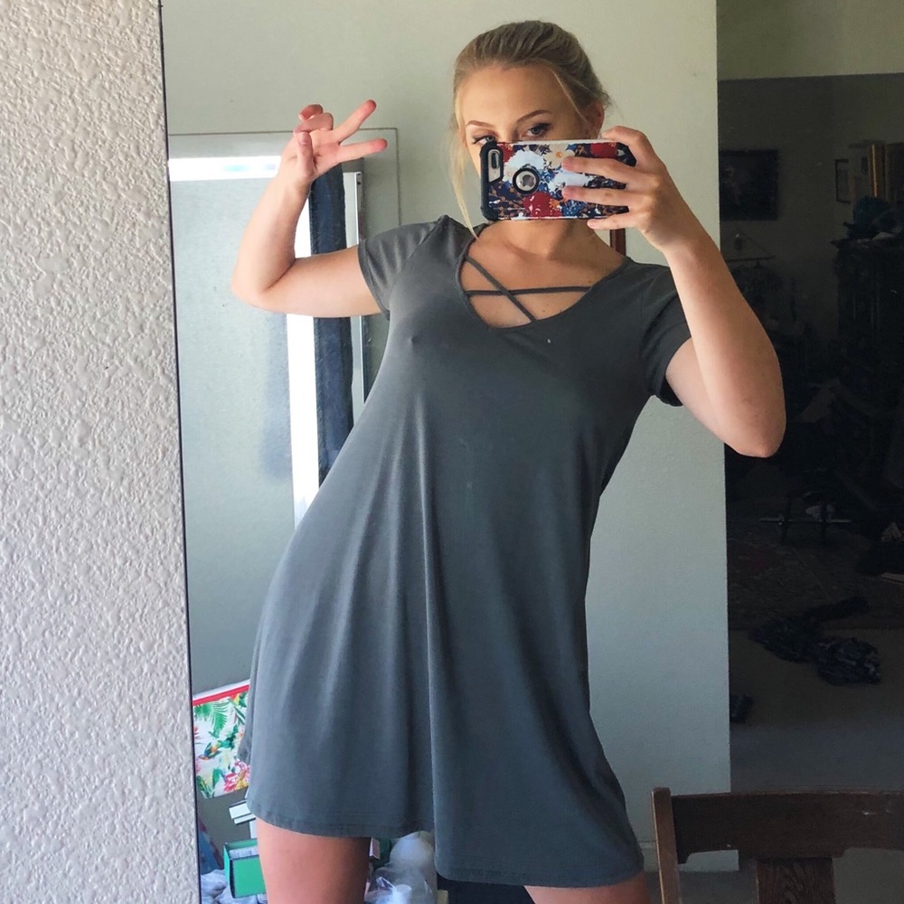 Green Criss-Cross Skater Dress 🐢